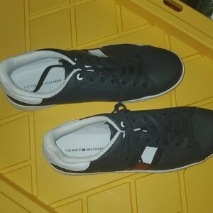 Tommy Hilfiger Men's Black Sneakers